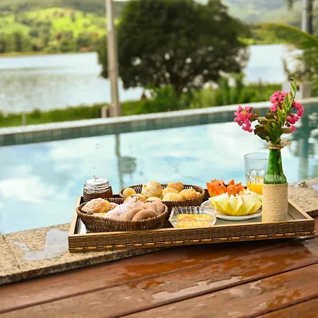 Pousada Vila do Lago - Vista Incrível, Café da Manhã e Passeio de Caiaque-3